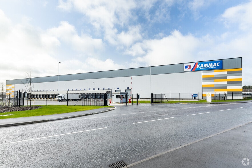 Gorsey Ln, Widnes to rent - Primary Photo - Image 1 of 15