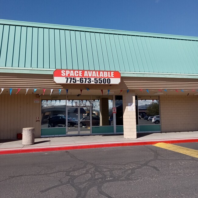 More details for 500-690 E Prater Way, Sparks, NV - Retail to Rent