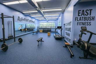 931 Flatbush Ave, Brooklyn, NY to rent Interior Photo- Image 1 of 3