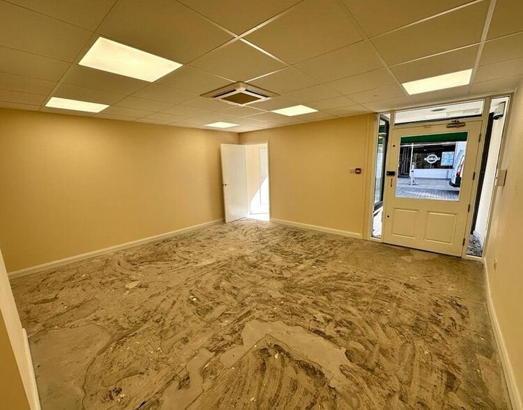 13 Union St, Swansea for sale - Interior Photo - Image 2 of 6