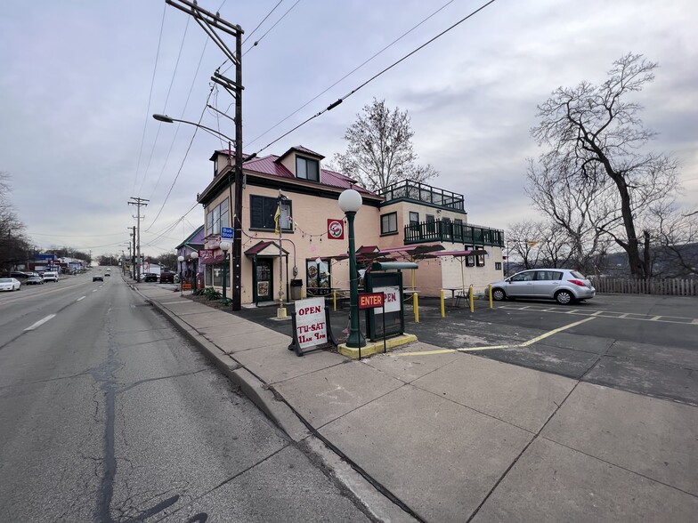 4401 Ohio River Blvd, Pittsburgh, PA for rent - Building Photo - Image 2 of 22