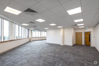 1 Ironmasters Way, Telford to rent Interior Photo- Image 1 of 3