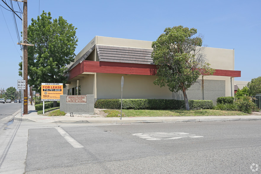 780 Van Buren St, Placentia, CA for rent - Building Photo - Image 1 of 5