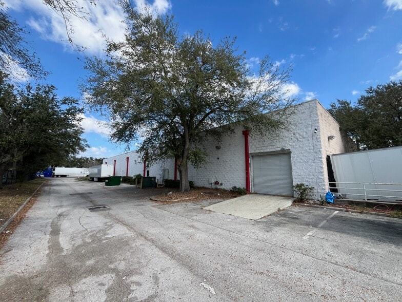 2000 Principal Row, Orlando, FL to rent - Building Photo - Image 3 of 8