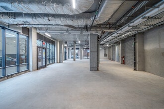 1725 Village Ln, Far Rockaway, NY to rent Interior Photo- Image 1 of 4