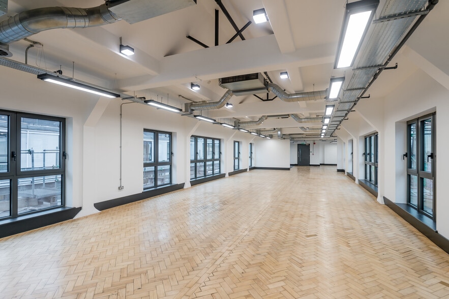 61-95 Oxford St, Manchester to rent - Building Photo - Image 3 of 4