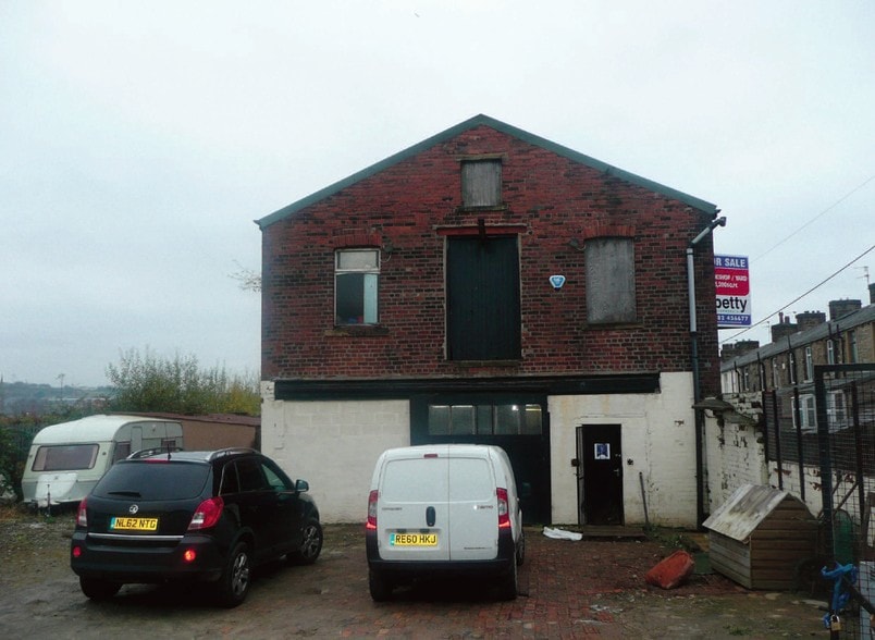 Back Owen St, Accrington for sale - Primary Photo - Image 1 of 1