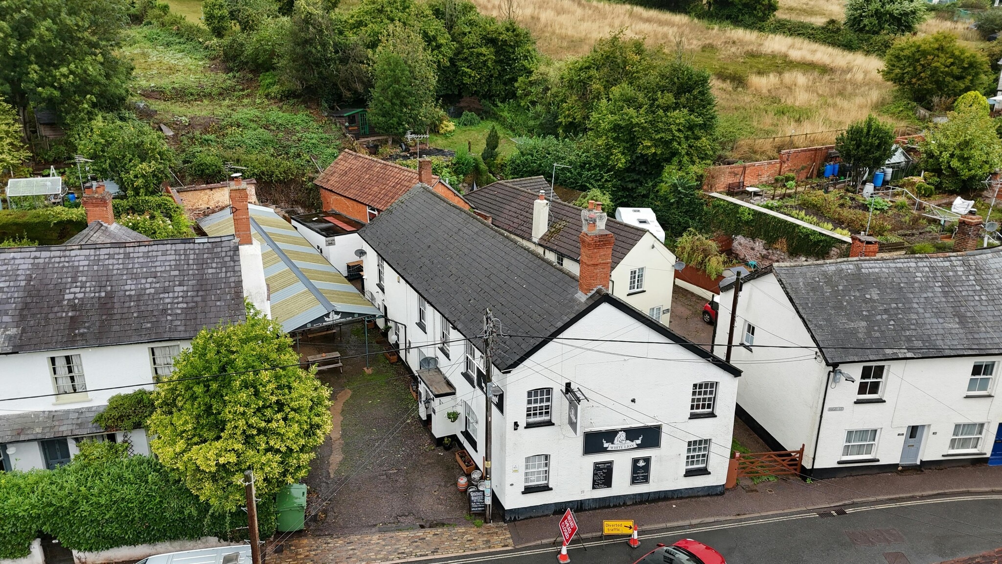 26 High St, Exeter for sale Primary Photo- Image 1 of 12