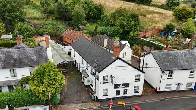 More details for 26 High St, Exeter - Retail for Sale