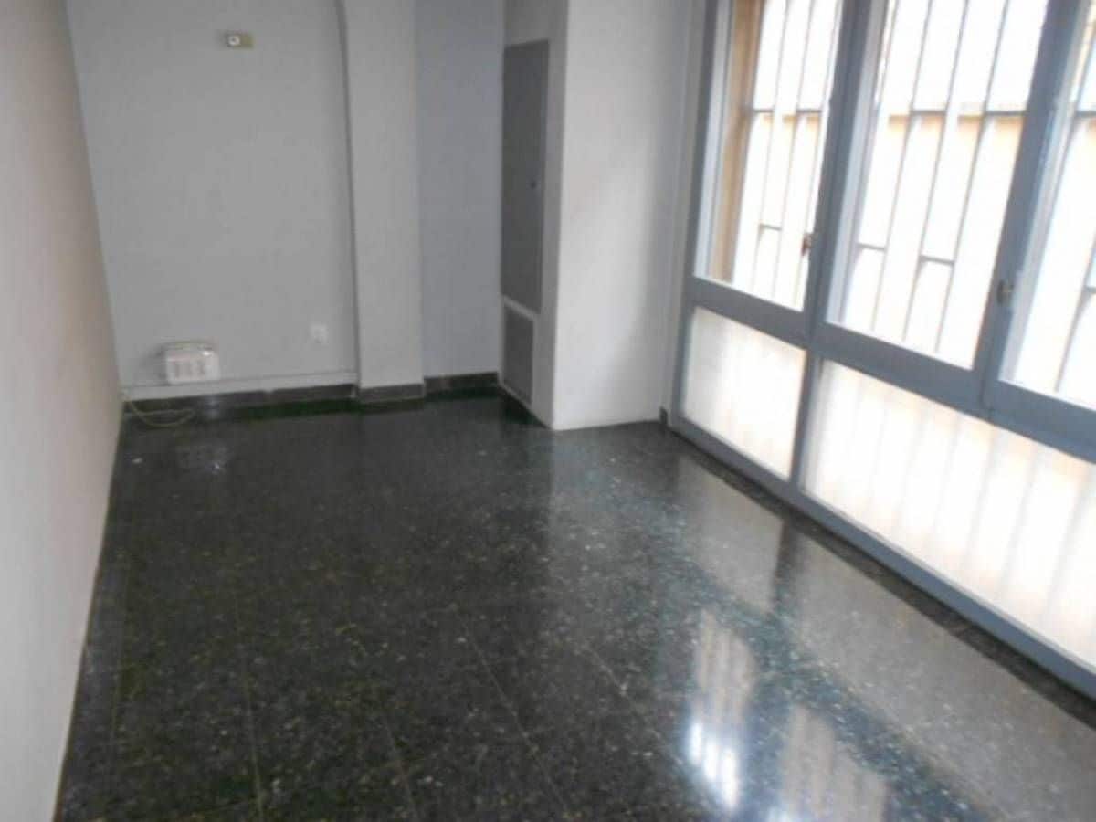 Passeig de Pere III, Manresa, Barcelona to rent Floor Plan- Image 1 of 6