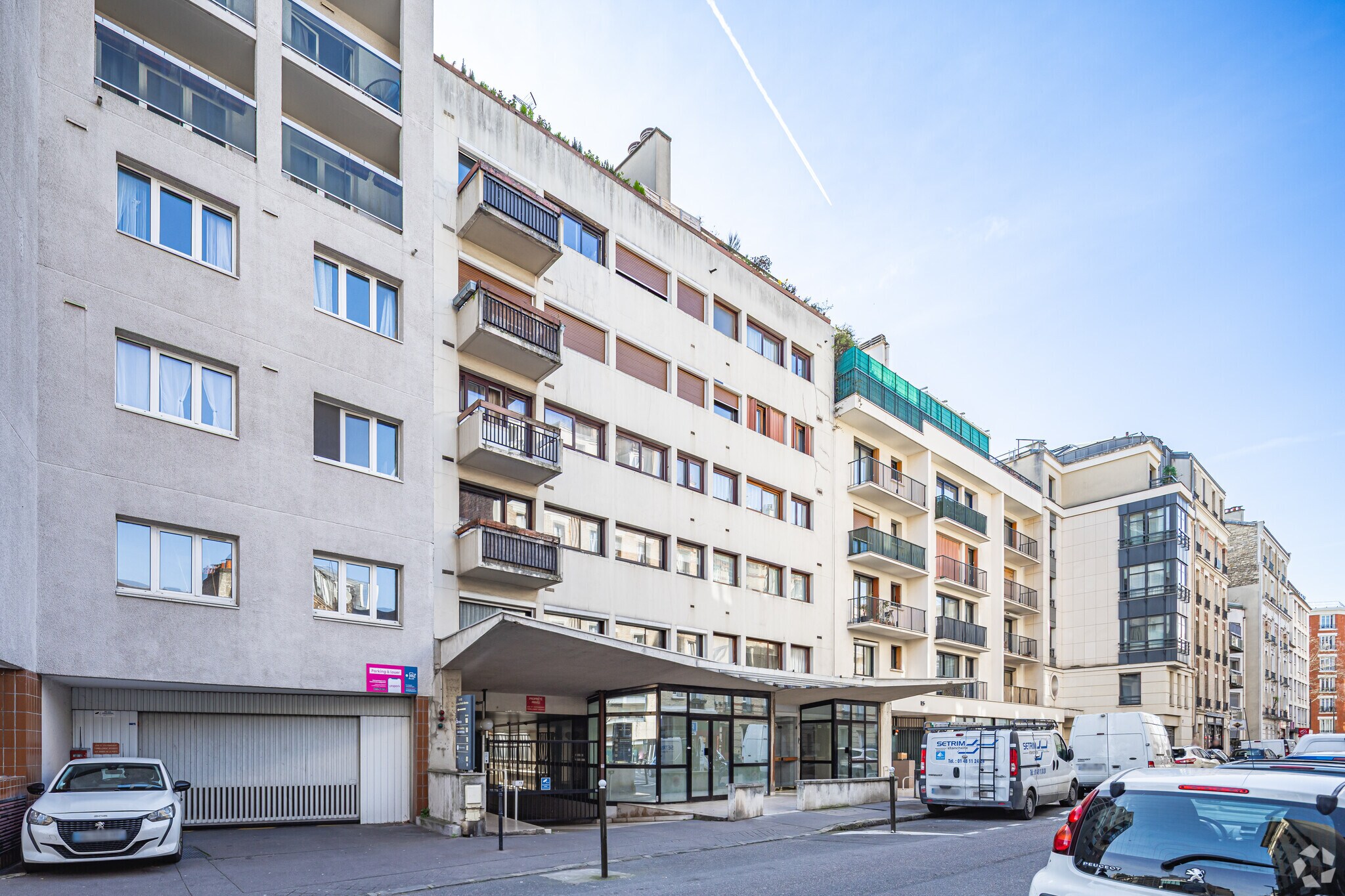 121-123 Rue Du Vieux Pont De Sèvres, Boulogne-Billancourt to rent Building Photo- Image 1 of 23