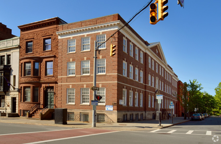 152 Washington Ave, Albany, NY for sale - Primary Photo - Image 1 of 1