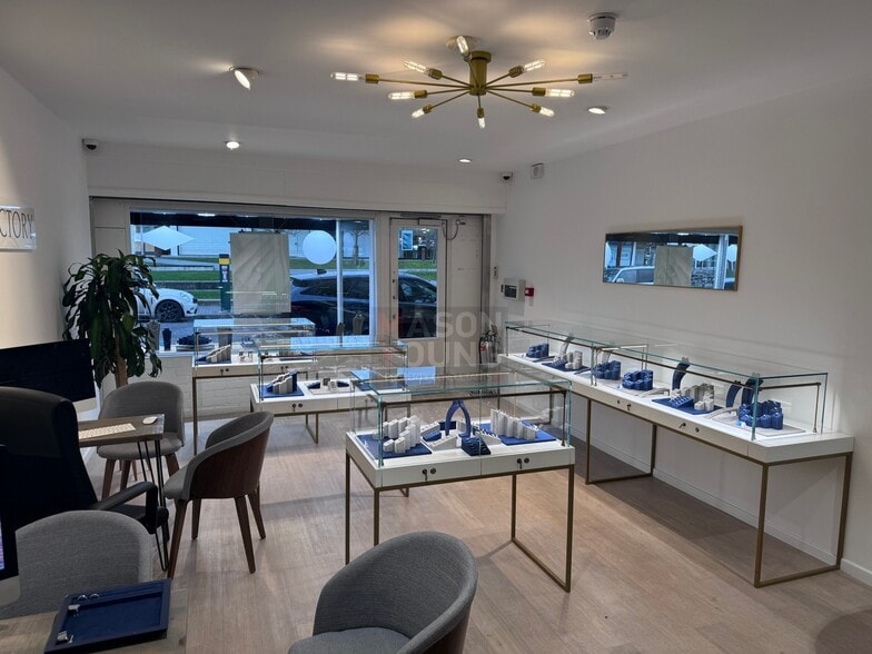 37 Warstone Ln, Birmingham to rent - Interior Photo - Image 3 of 8