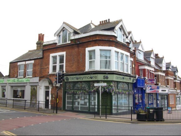 50 Hamlet Court Rd, Westcliff-On-Sea for sale Building Photo- Image 1 of 1