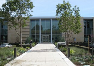 975 S California Ave, Palo Alto, CA for rent Building Photo- Image 1 of 2