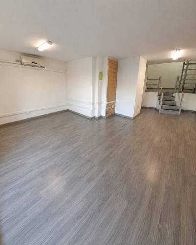 L'Hospitalet de Llobregat, BAR 08905 - Unit - - - Interior Photo - Image 2 of 8