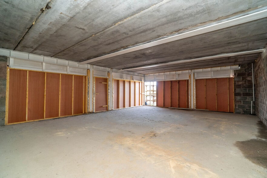 1 Builyeon Rd, South Queensferry for sale - Interior Photo - Image 3 of 3