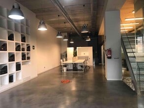 Office in Madrid, Madrid to rent Interior Photo- Image 2 of 23