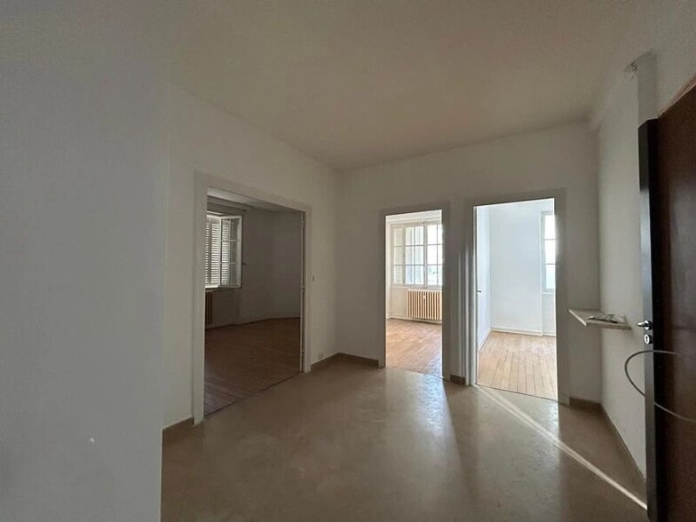 Office in Lyon to rent - Interior Photo - Image 3 of 8
