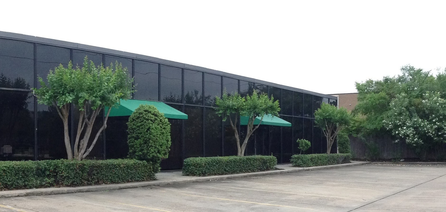 1920 Rankin Rd, Houston 77073 UK