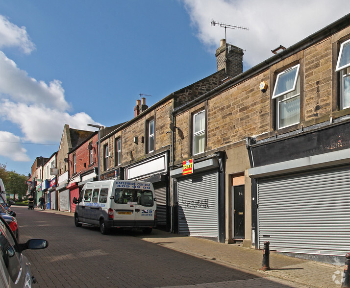 86 High St, Gateshead for rent - Building Photo - Image 2 of 4