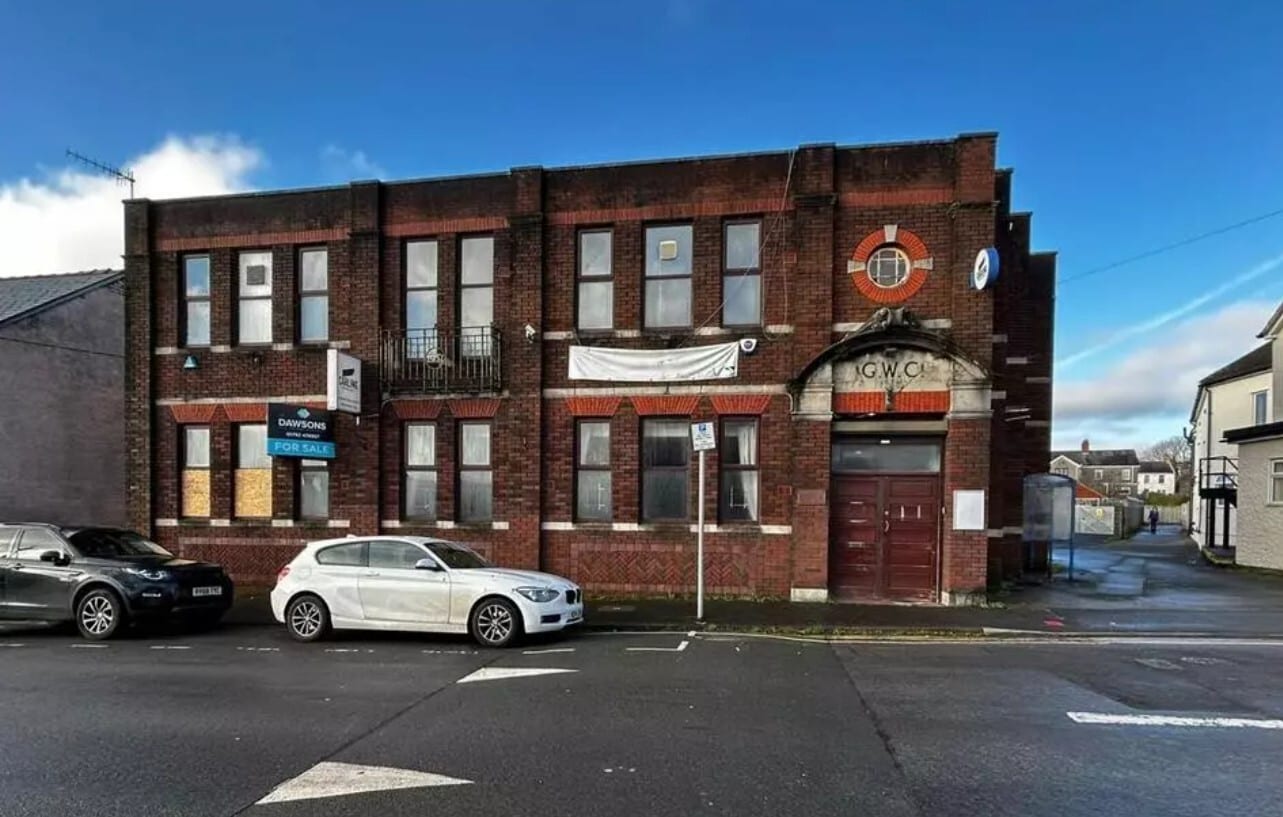 Retail in 74 Brighton Road, Swansea for sale Building Photo- Image 1 of 38
