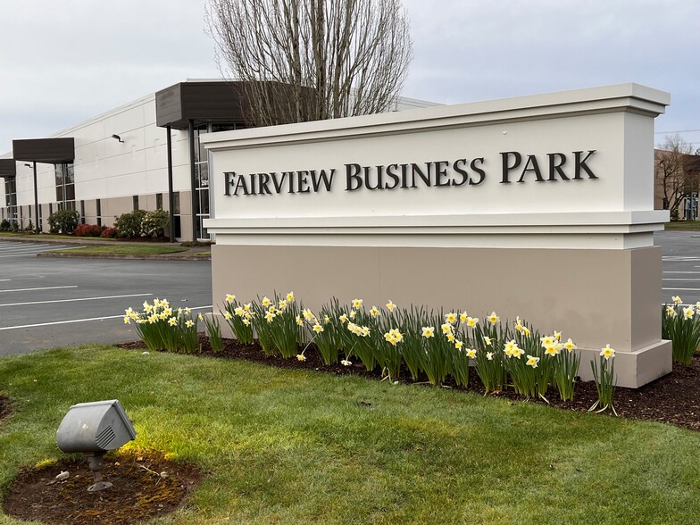 3513-3545 Fairview Industrial Dr SE, Salem, OR for rent - Building Photo - Image 1 of 5