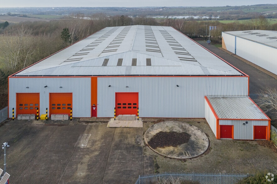 Shipton Way, Rushden to rent - Aerial - Image 3 of 7