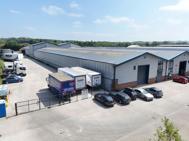Pimbo, Skelmersdale to rent - Building Photo - Image 1 of 19