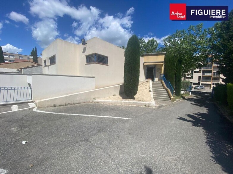 Office in Salon-de-Provence for sale - Building Photo - Image 2 of 12