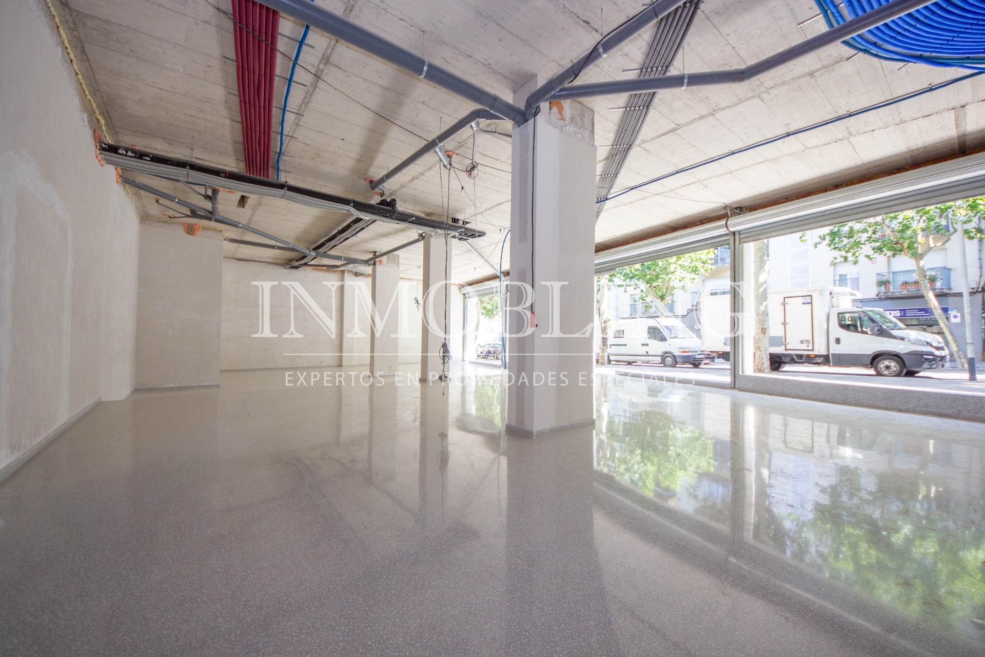 Retail in Mataró, Barcelona to rent Interior Photo- Image 1 of 13