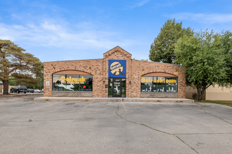 1330 S Military Ave, Green Bay, WI for sale - Building Photo - Image 1 of 1