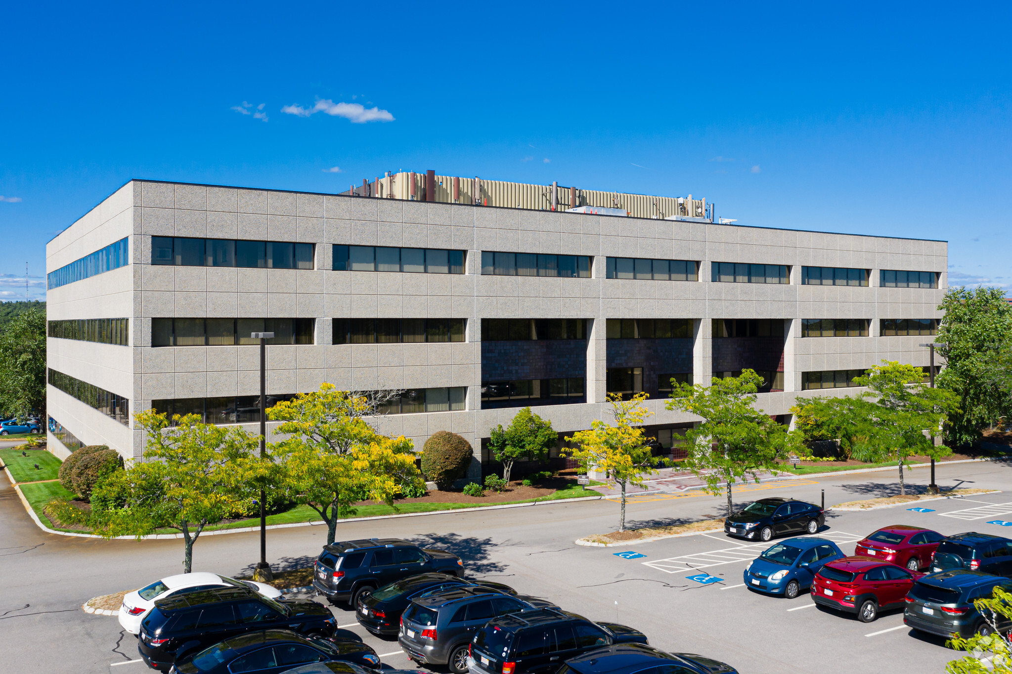 100 Grandview Rd, Braintree, MA for rent Building Photo- Image 1 of 5