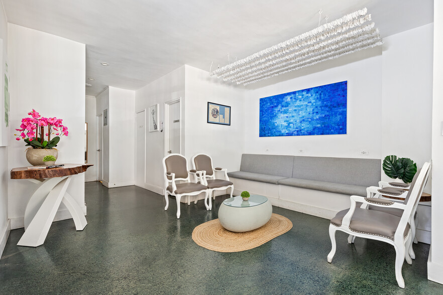 200 E 78th St, New York, NY for sale - Building Photo - Image 1 of 10