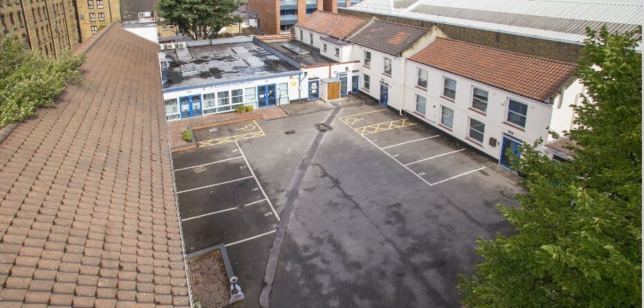 1-4 Brixton Hl, London to rent - Building Photo - Image 2 of 8