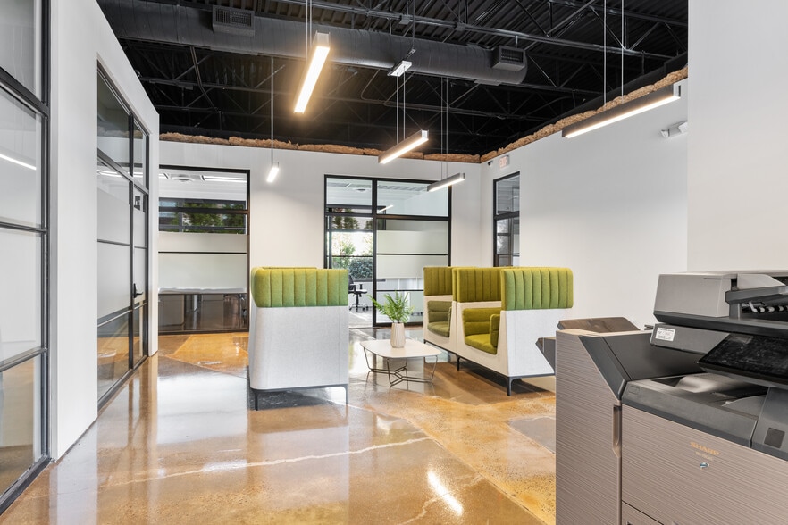 324 Commons Dr, Birmingham, AL to rent - Matterport 3D Scan - Image 2 of 25