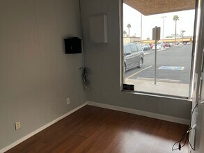 500 W Southern Ave, Mesa, AZ to rent Interior Photo- Image 2 of 17
