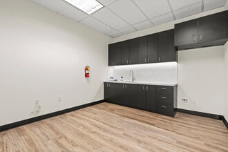 2151 Michelson Dr, Irvine, CA to rent Interior Photo- Image 2 of 4