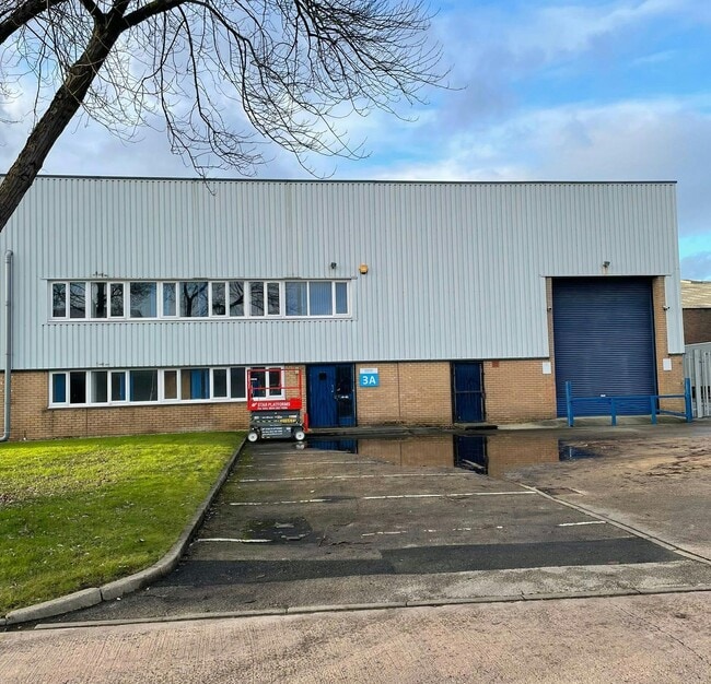 More details for Barton Dock Rd, Manchester - Industrial to Rent
