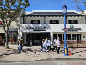 1061-1071 Broxton Ave, Los Angeles, CA for rent Building Photo- Image 2 of 9