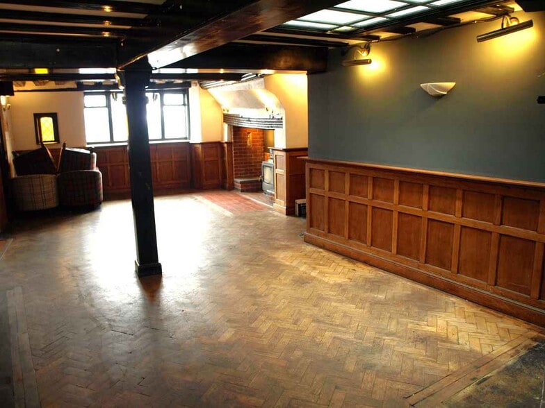 11-13 Market Pl, Wymondham to rent - Interior Photo - Image 3 of 10