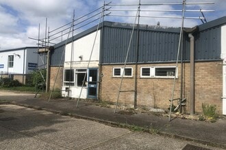 1-5 Craven Way, Newmarket to rent Building Photo- Image 1 of 3