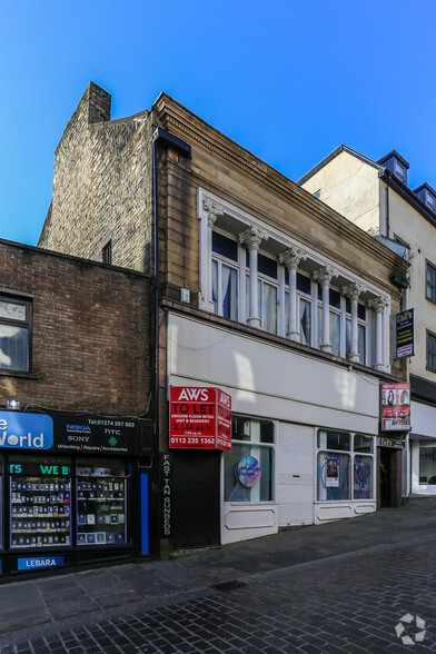 31 Ivegate, Bradford for rent - Primary Photo - Image 1 of 5