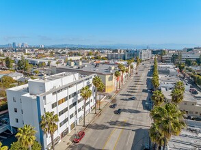 10811 Washington Blvd, Culver City, CA for rent Building Photo- Image 2 of 8