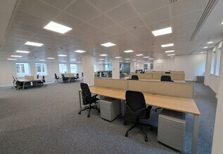 80-84 Leadenhall St, London to rent Interior Photo- Image 1 of 3