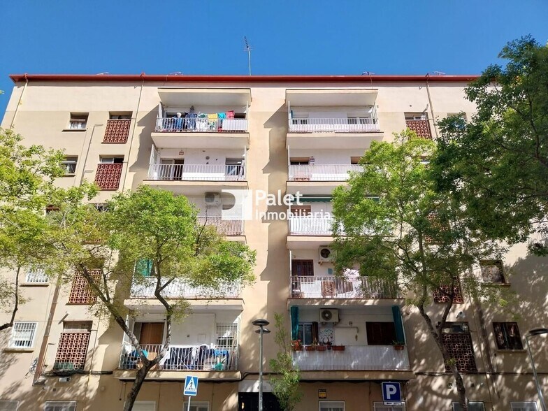 Build-to-Rent in Barcelona, Barcelona for sale - Building Photo - Image 2 of 2