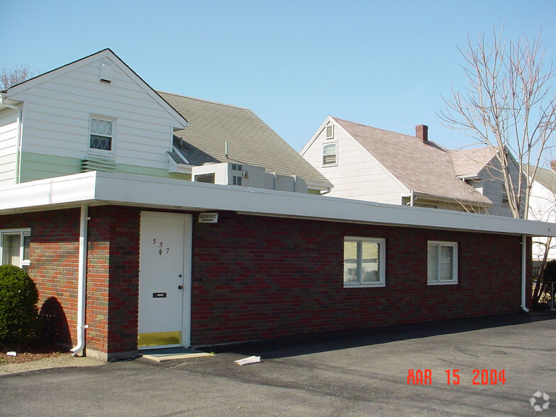 145 Baldwin Ave, Hasbrouck Heights, NJ for sale - Building Photo - Image 2 of 3