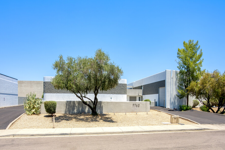 7740 E Evans Rd, Scottsdale, AZ for sale - Building Photo - Image 1 of 19