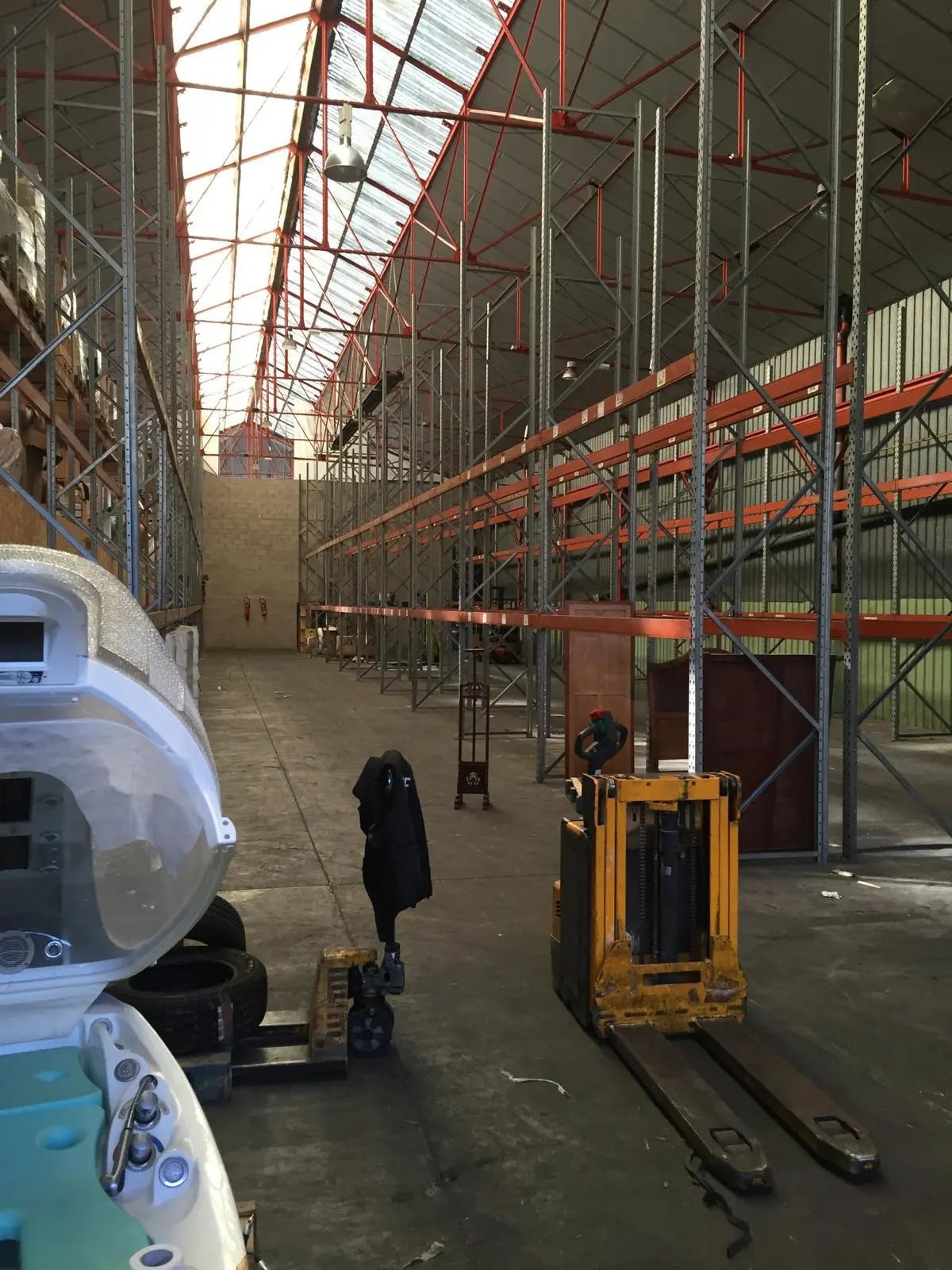 99 Rue Colmet Lépinay, Montreuil to rent Building Photo- Image 1 of 8