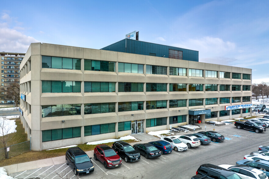 5 Fairview Mall Dr, Toronto, ON for rent - Building Photo - Image 1 of 5